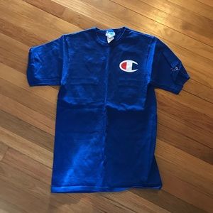 Champion t shirt